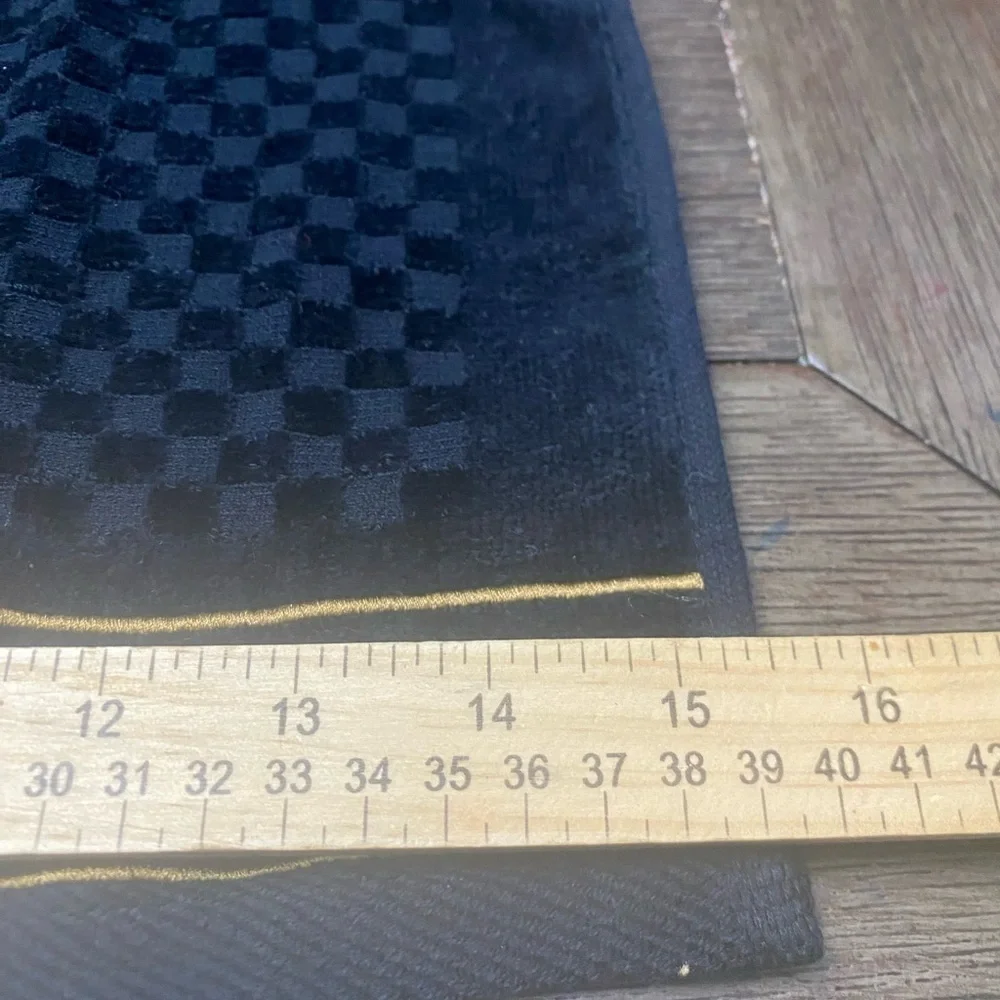 NFL Offiziell Team Crested Tri Fold Golf Towel. New Orleans Saints